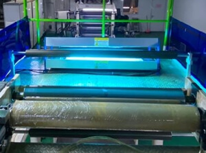 高效殺菌，提升品質—LONGPRO紫外線殺菌裝置在薄膜卷材生產中的應用